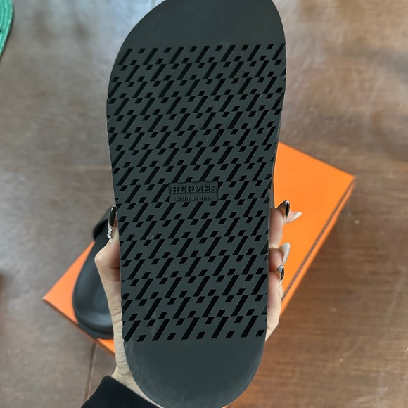 Hermes Chypre Sandal - Picture 14 of 16
